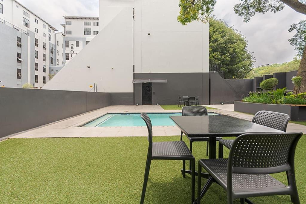 Urban Oasis Apartments At The Bolton Γιοχάνεσμπουργκ Εξωτερικό φωτογραφία